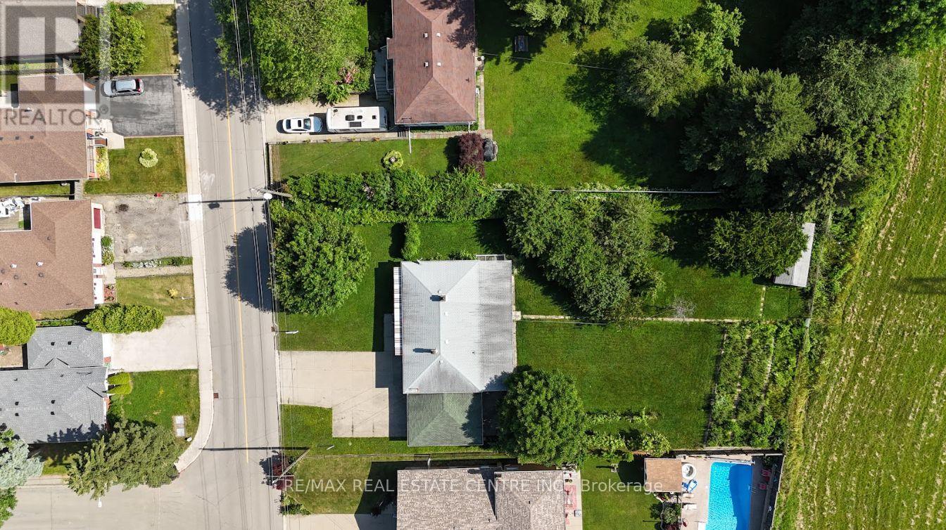 392 Upper Horning Road, Hamilton (Fessenden), Ontario  L9G 3K9 - Photo 6 - X12480609