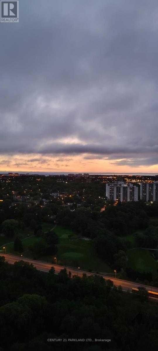 1102 - 3 MASSEY SQUARE, Toronto, Ontario