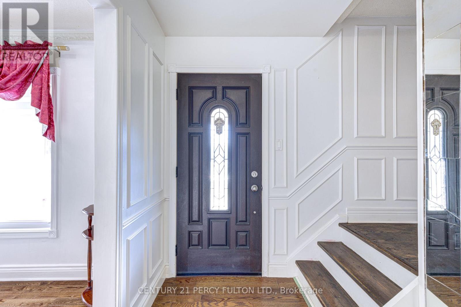 56 Snowball Crescent, Toronto, Ontario  M1B 1R9 - Photo 7 - E12514886