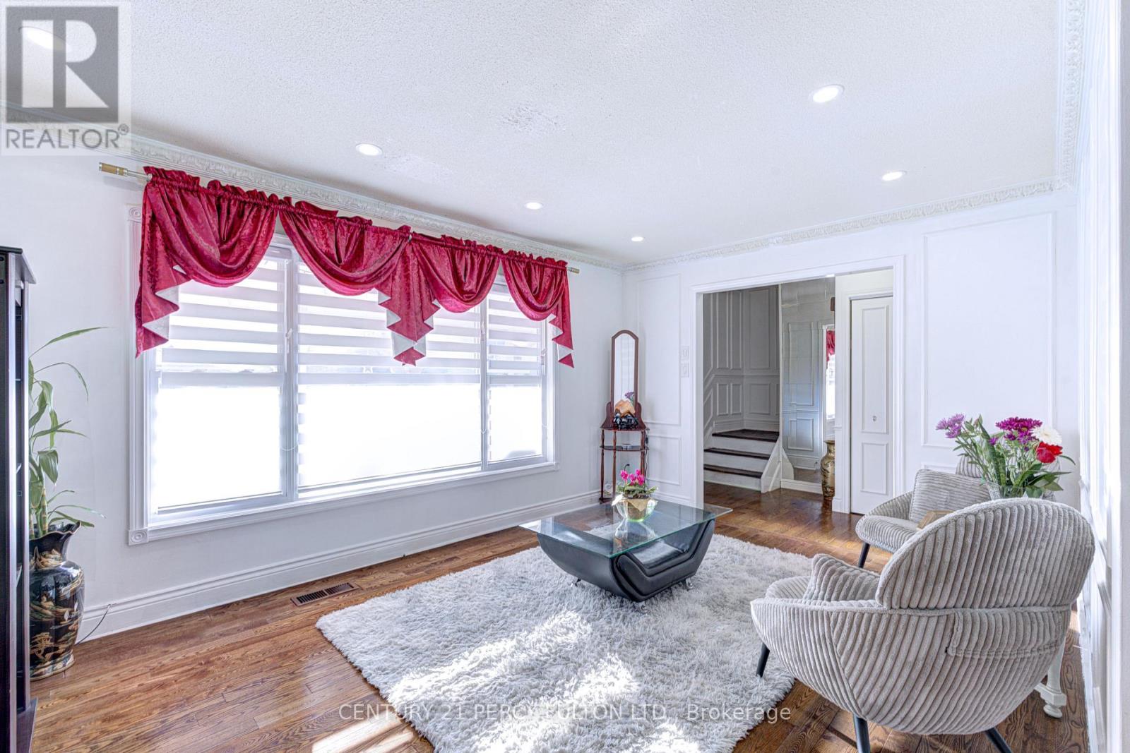 56 Snowball Crescent, Toronto, Ontario  M1B 1R9 - Photo 9 - E12514886