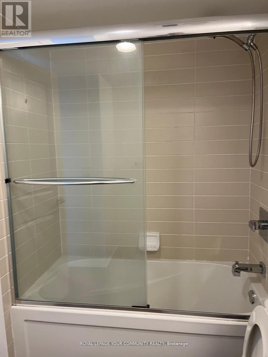 317 - 75 Norman Bethune Avenue, Richmond Hill, Ontario  L4B 0B6 - Photo 7 - N12514826