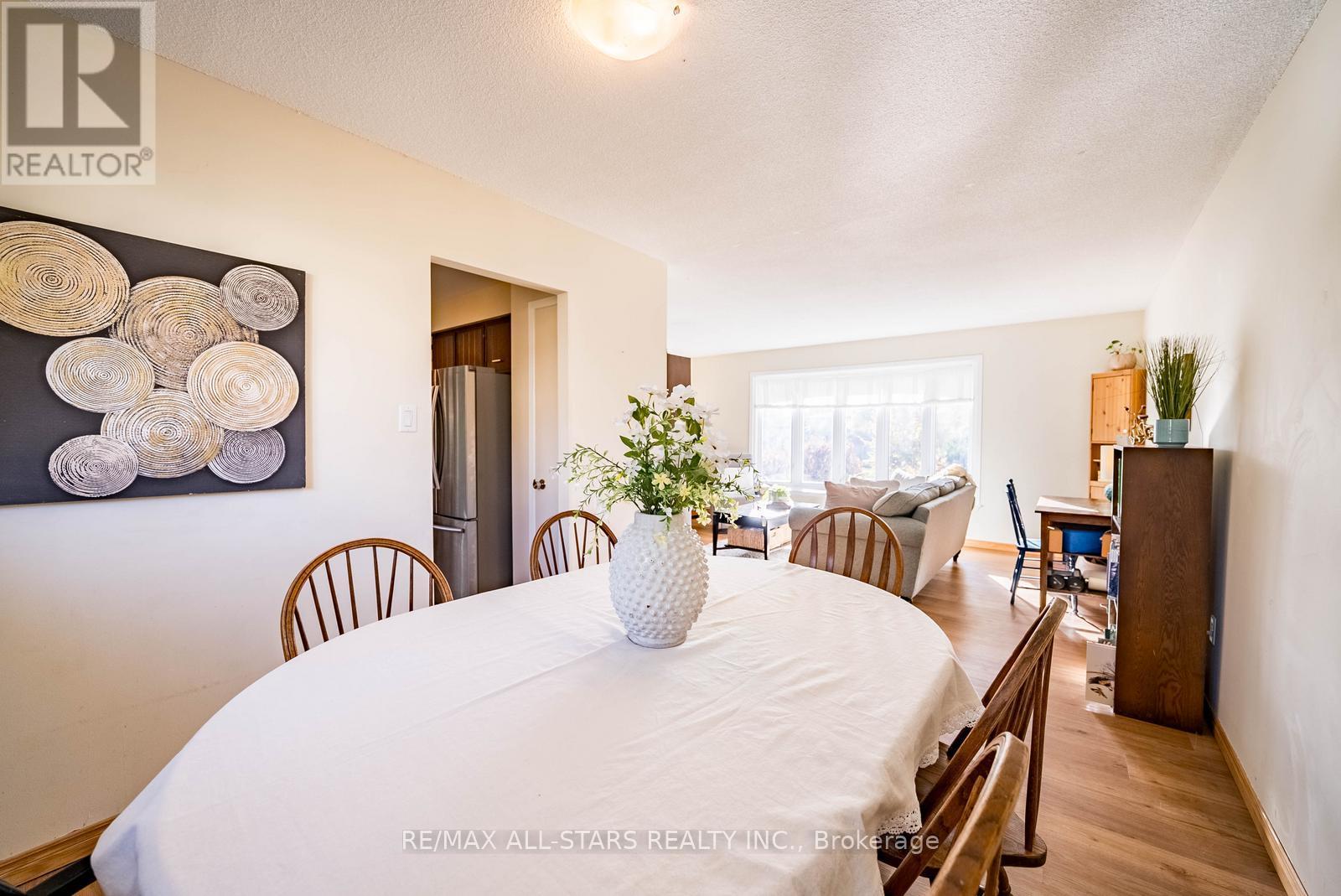 115 Stouffer Street, Whitchurch-Stouffville, Ontario L4A 6A3 - Photo 12 - N12514838