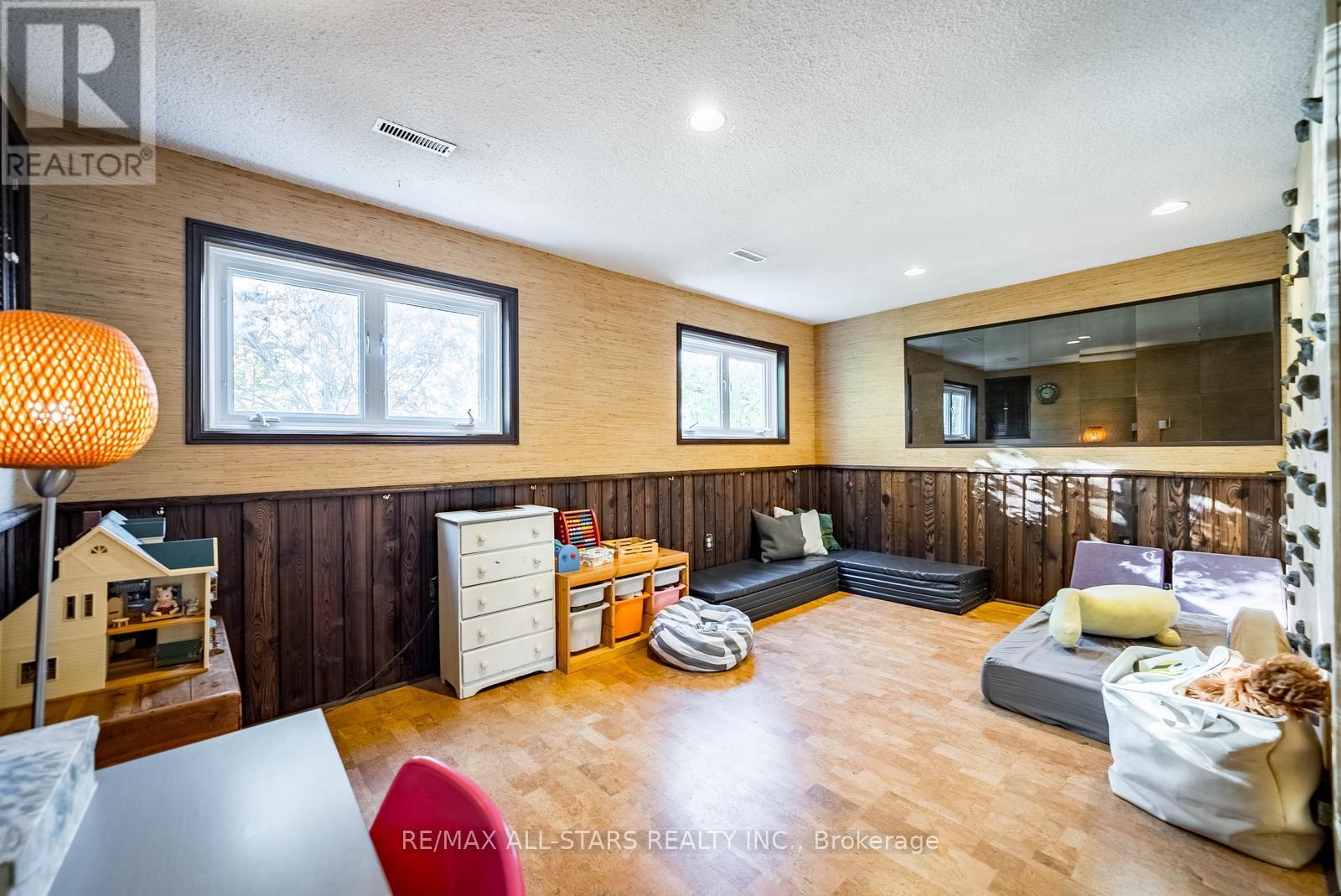 115 Stouffer Street, Whitchurch-Stouffville, Ontario L4A 6A3 - Photo 25 - N12514838