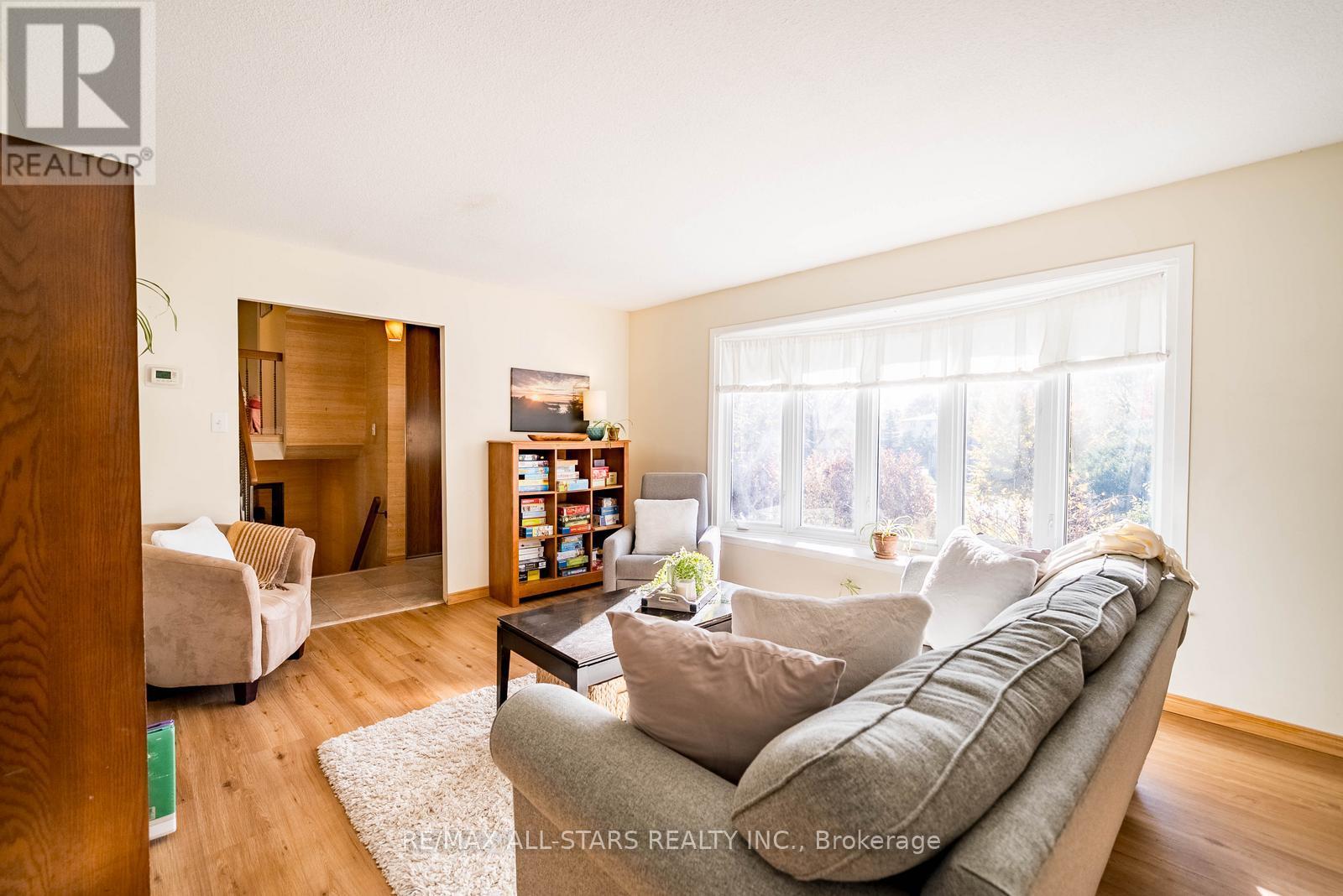 115 Stouffer Street, Whitchurch-Stouffville, Ontario L4A 6A3 - Photo 9 - N12514838