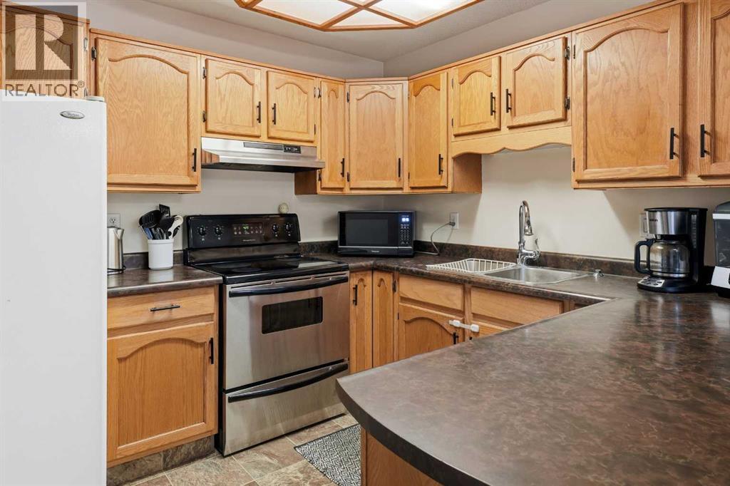 62 Mclevin Crescent, Red Deer, Alberta  T4R 1S9 - Photo 3 - A2266965