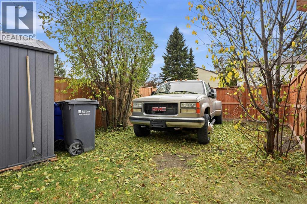 62 Mclevin Crescent, Red Deer, Alberta  T4R 1S9 - Photo 24 - A2266965