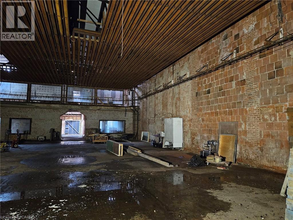 434 King Street W, Hamilton, Ontario  L8P 1B7 - Photo 3 - 40786083