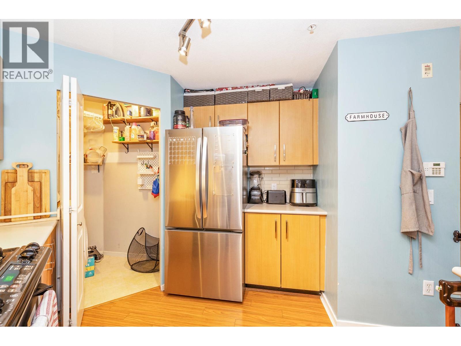 110 400 Klahanie Drive, Port Moody, British Columbia V3H 5K9 - Photo 8 - R3065175