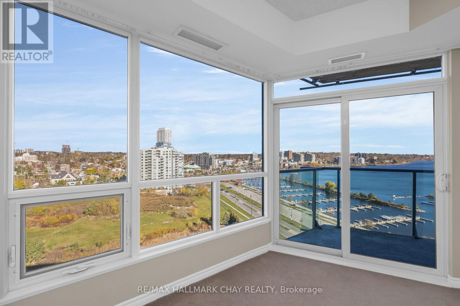 1401 - 33 Ellen Street, Barrie (City Centre), Ontario  L4N 6E9 - Photo 13 - S12514800