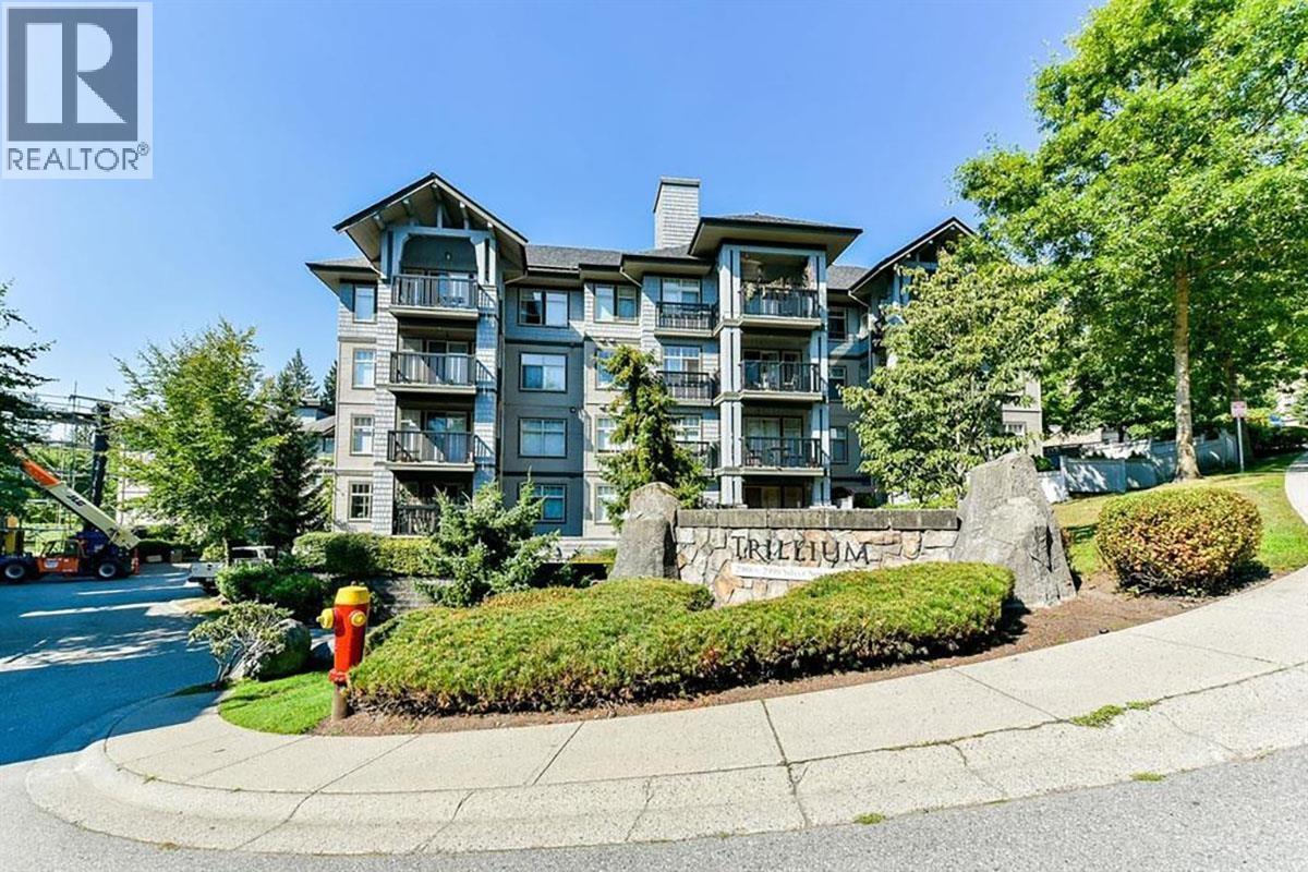 401 2988 Silver Springs Boulevard, Coquitlam, British Columbia  V3E 3R6 - Photo 2 - R3065097