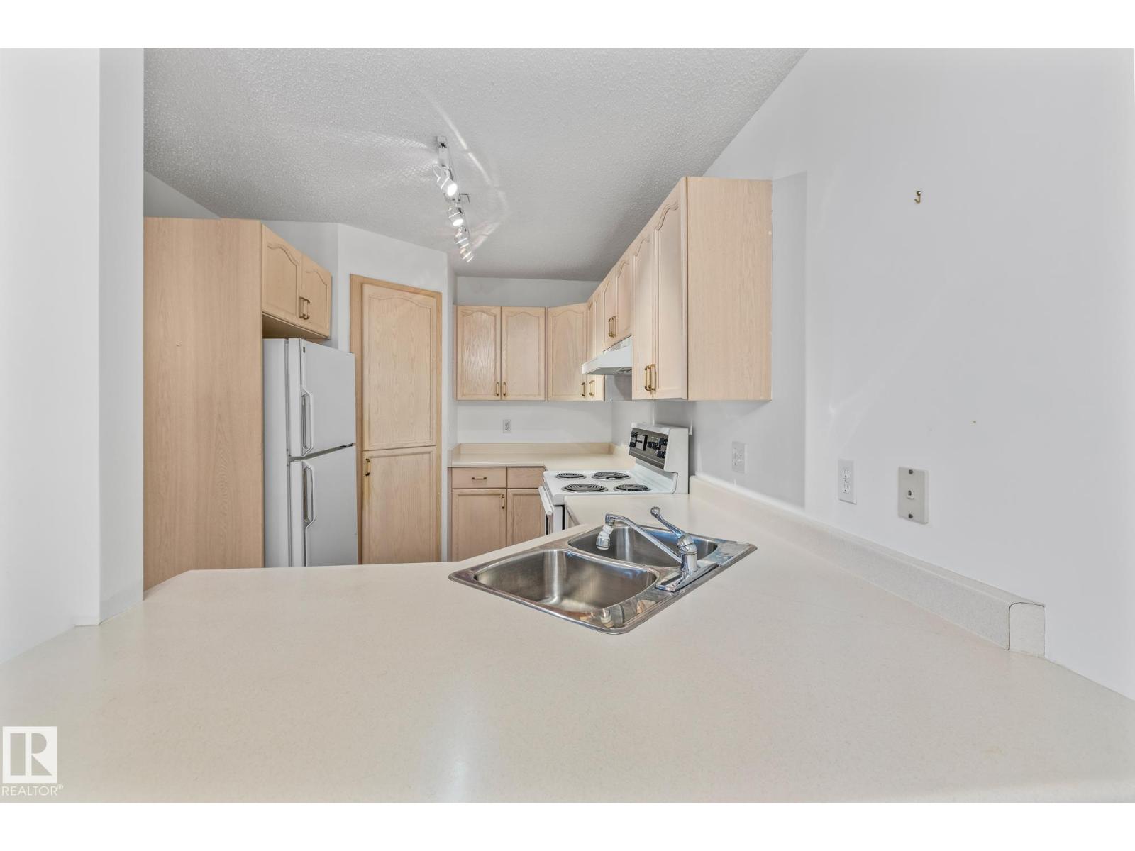 #104 45 Gervais Rd, St. Albert, Alberta  T8N 6H7 - Photo 11 - E4464840