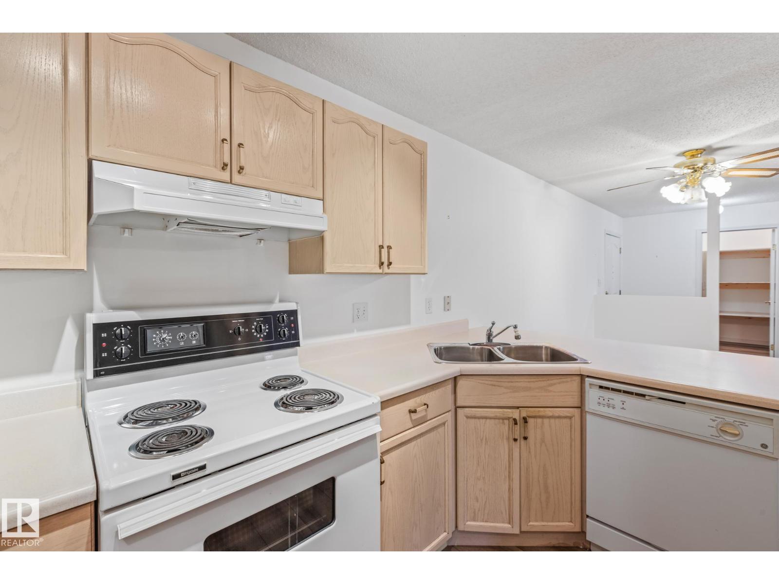 #104 45 Gervais Rd, St. Albert, Alberta  T8N 6H7 - Photo 9 - E4464840