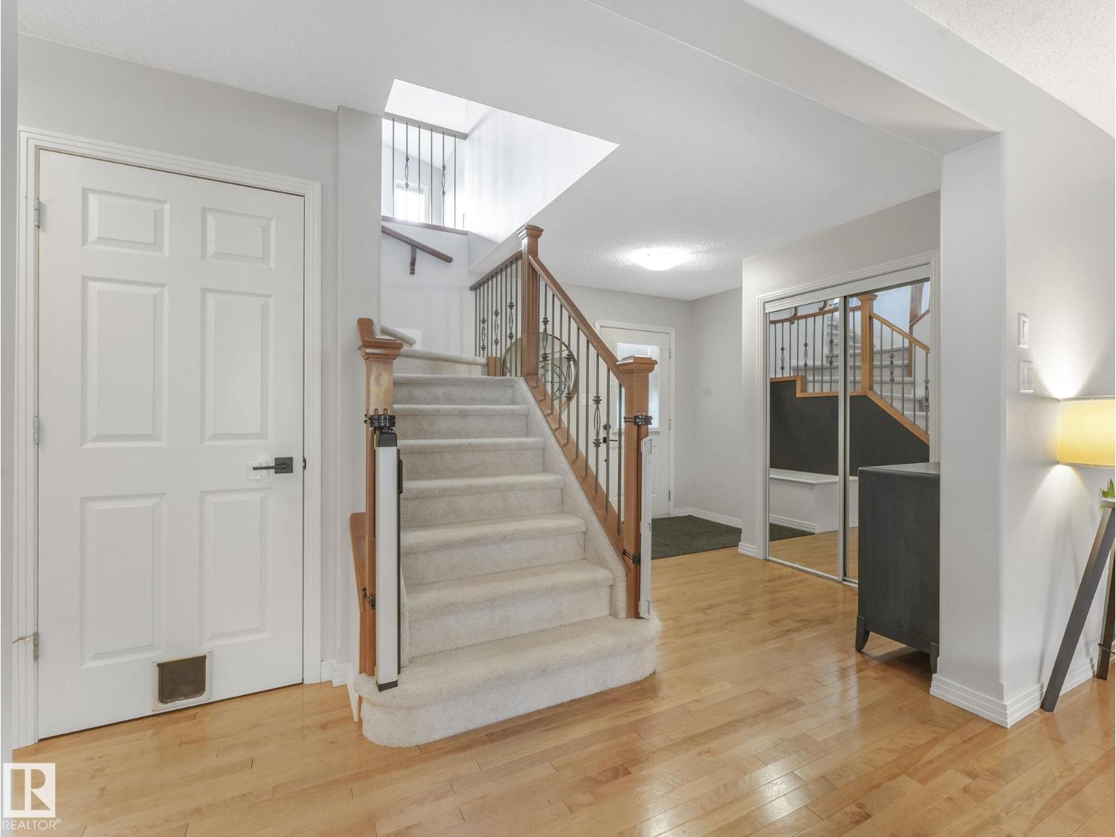 6913 Strom Ln Nw, Edmonton, Alberta  T6R 0G3 - Photo 23 - E4464841