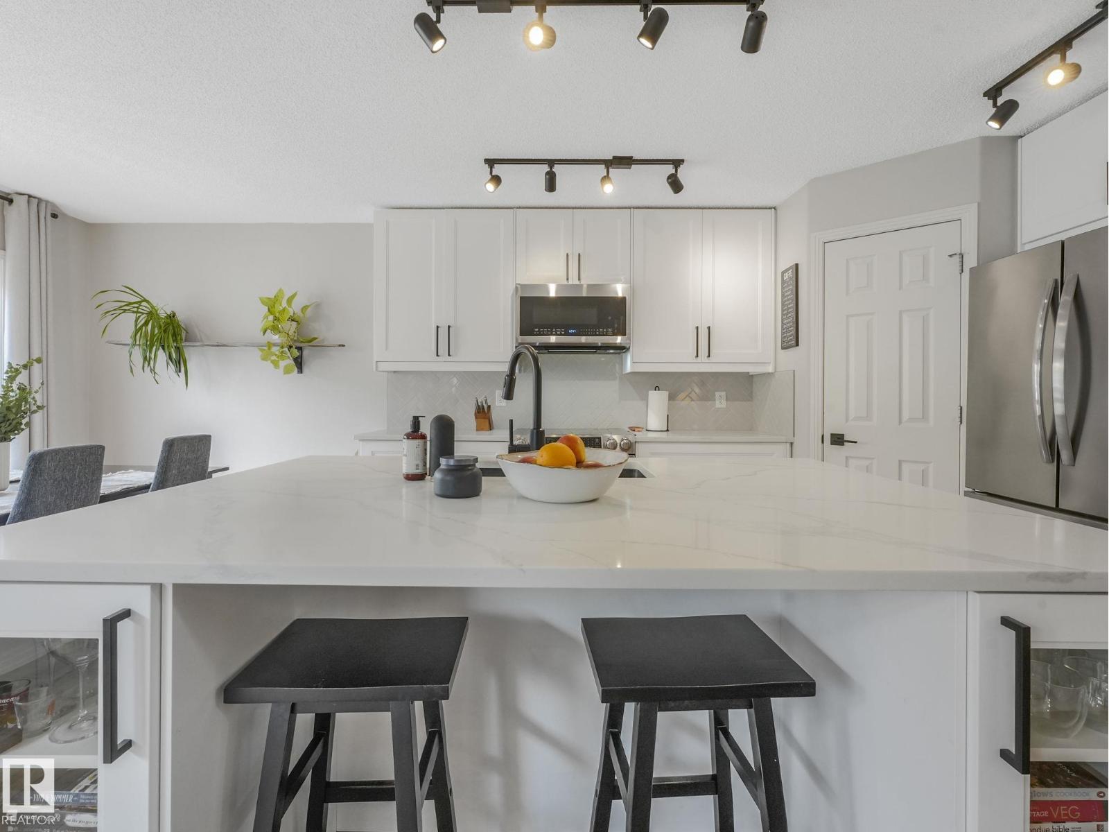 6913 Strom Ln Nw, Edmonton, Alberta  T6R 0G3 - Photo 31 - E4464841