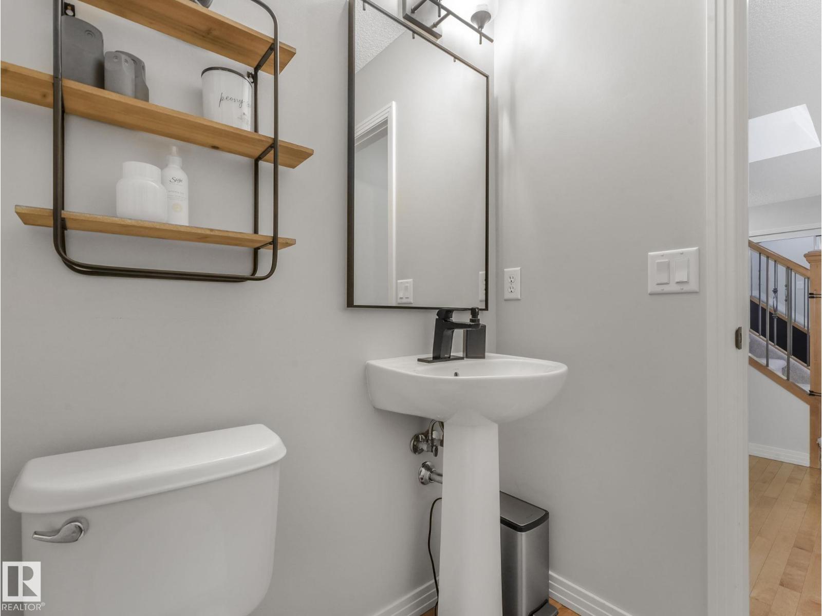 6913 Strom Ln Nw, Edmonton, Alberta  T6R 0G3 - Photo 41 - E4464841