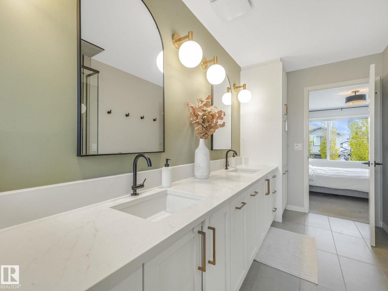 6913 Strom Ln Nw, Edmonton, Alberta  T6R 0G3 - Photo 57 - E4464841