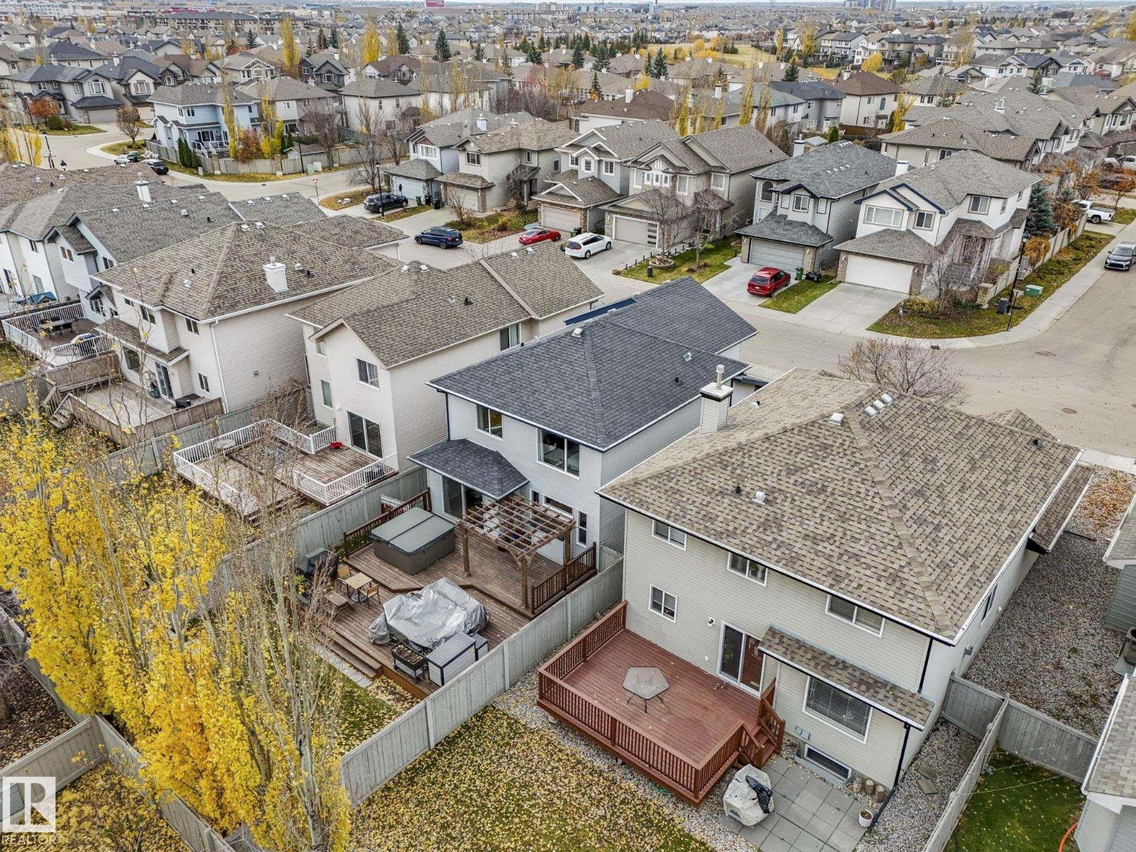 6913 Strom Ln Nw, Edmonton, Alberta  T6R 0G3 - Photo 6 - E4464841