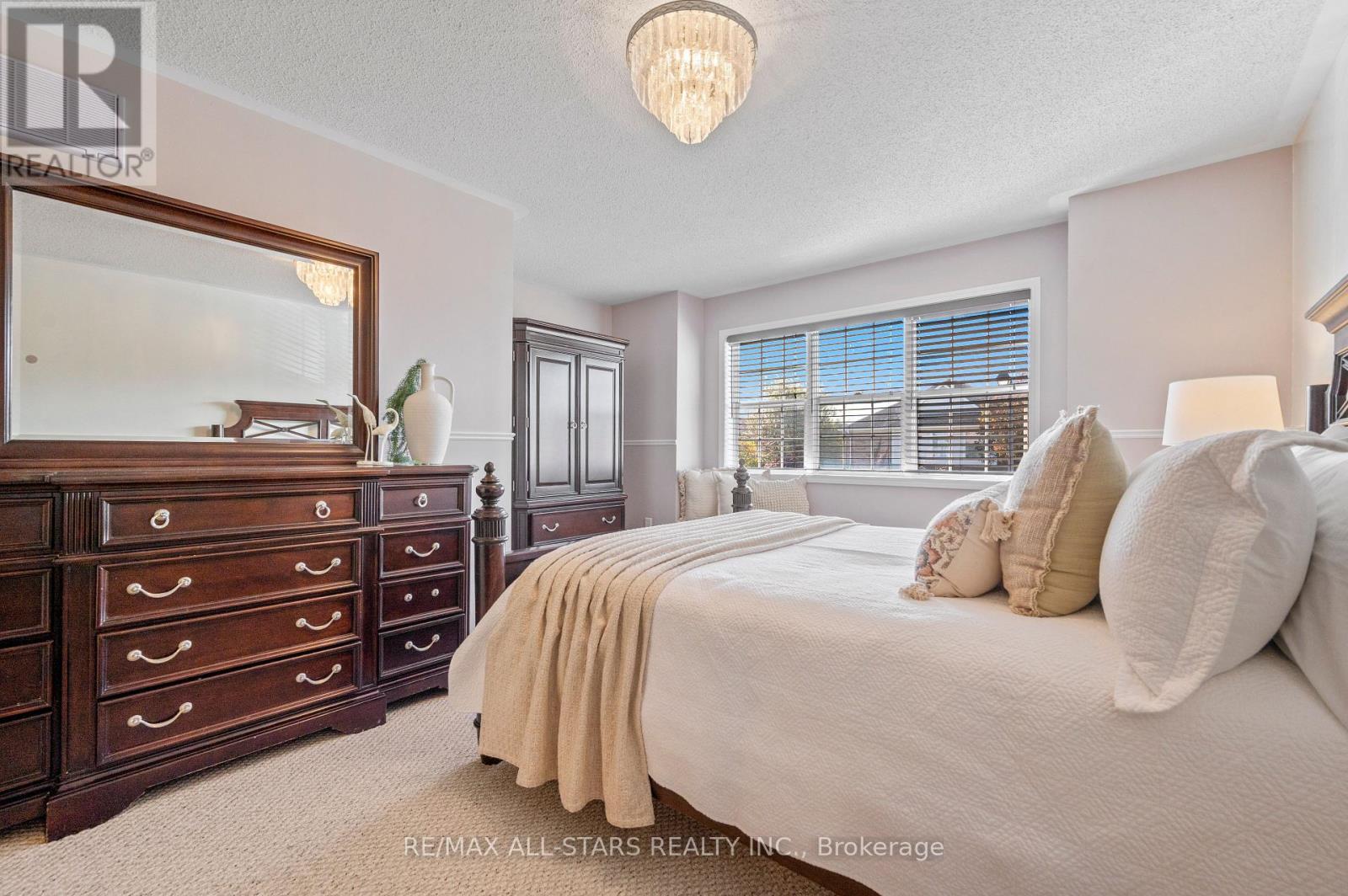 1549 Evans Terrace, Milton, Ontario  L9T 5J4 - Photo 24 - W12514780