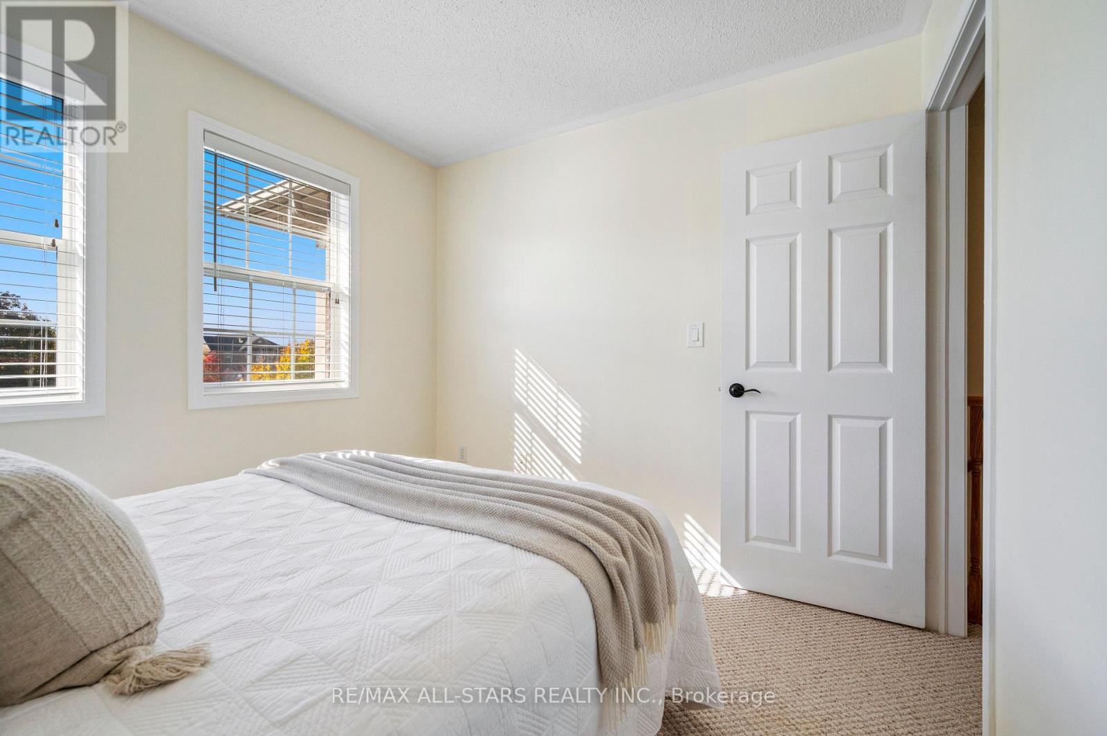 1549 Evans Terrace, Milton, Ontario  L9T 5J4 - Photo 31 - W12514780