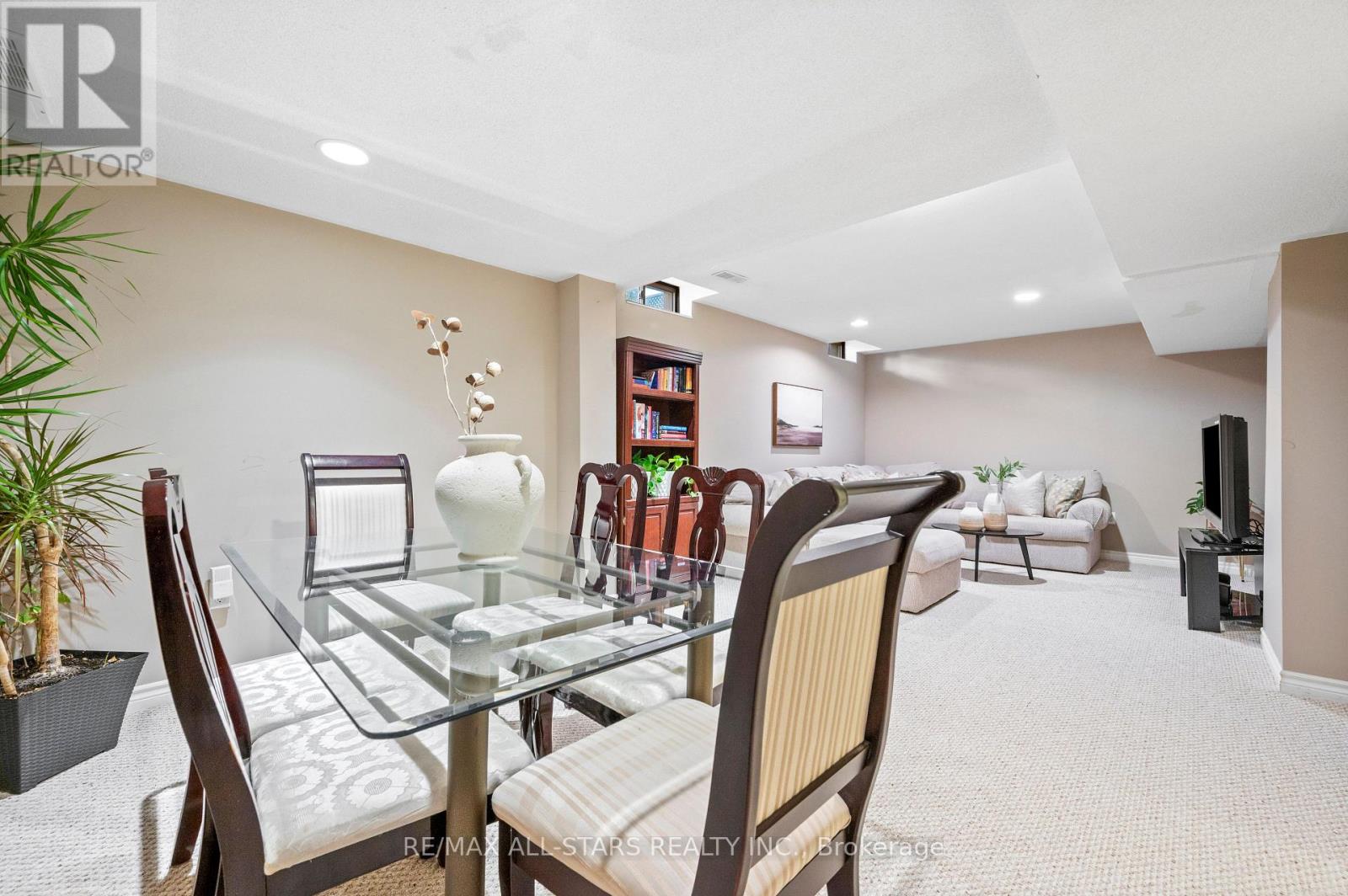 1549 Evans Terrace, Milton, Ontario  L9T 5J4 - Photo 40 - W12514780