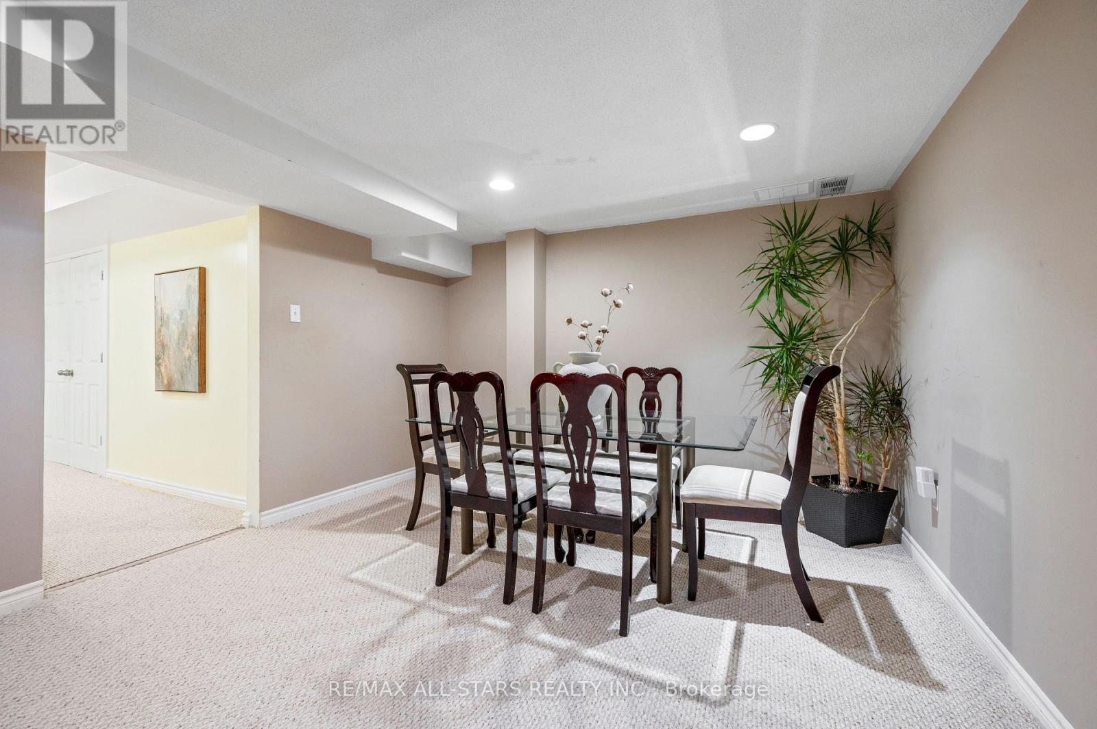 1549 Evans Terrace, Milton, Ontario  L9T 5J4 - Photo 42 - W12514780