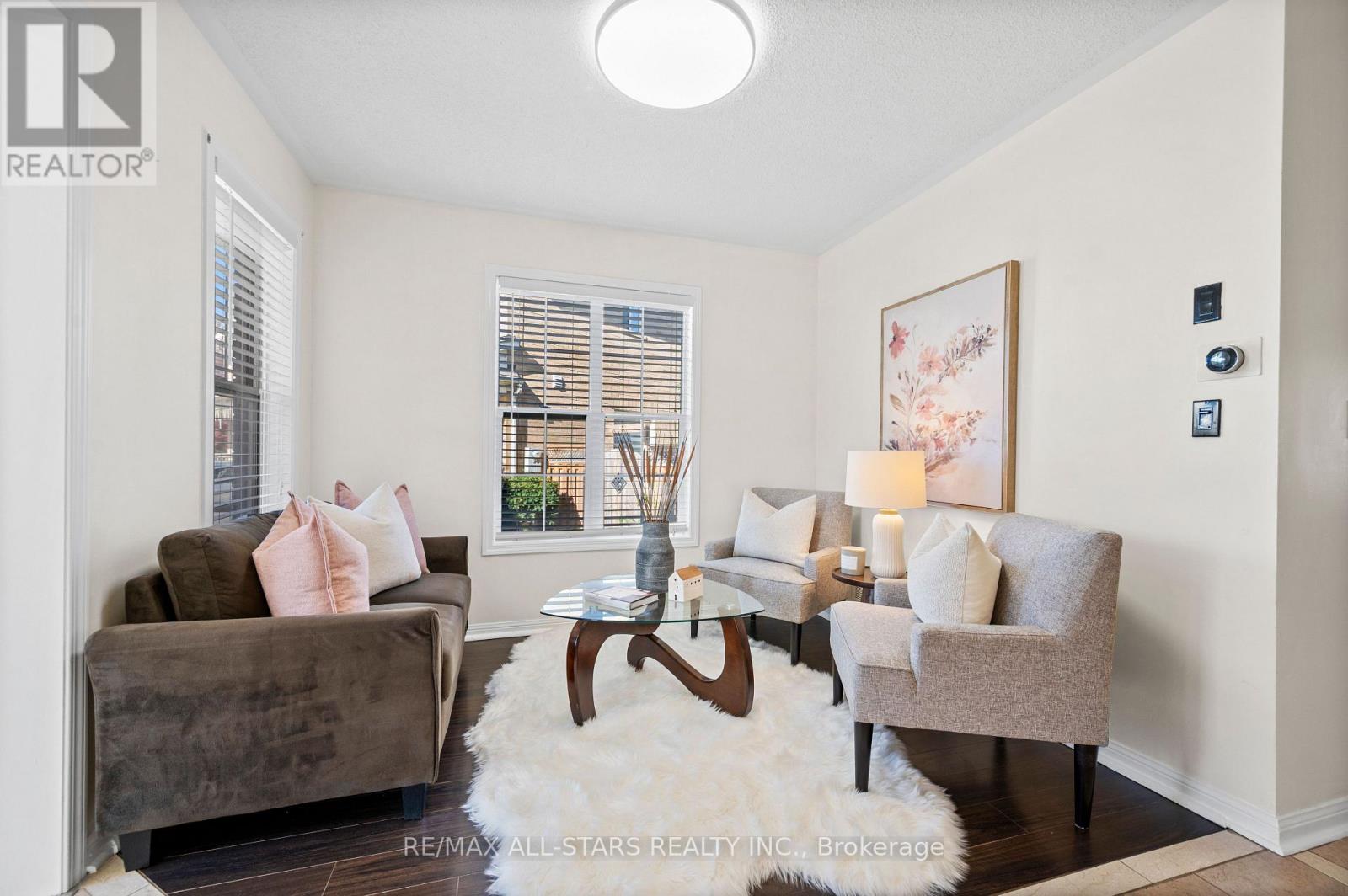 1549 Evans Terrace, Milton, Ontario  L9T 5J4 - Photo 6 - W12514780