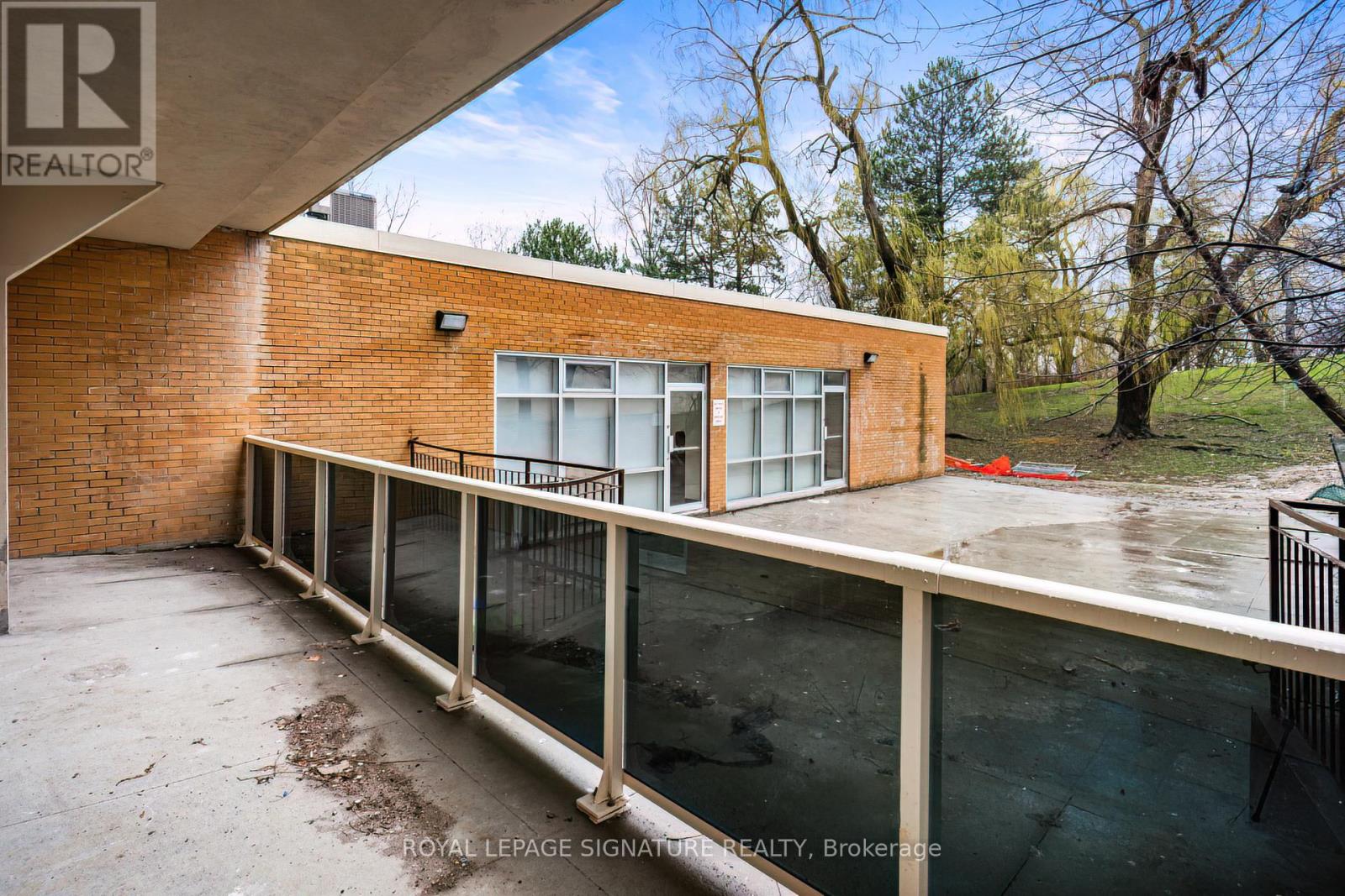 B102 - 46 Panorama Court, Toronto, Ontario  M9V 4A4 - Photo 13 - W12514806