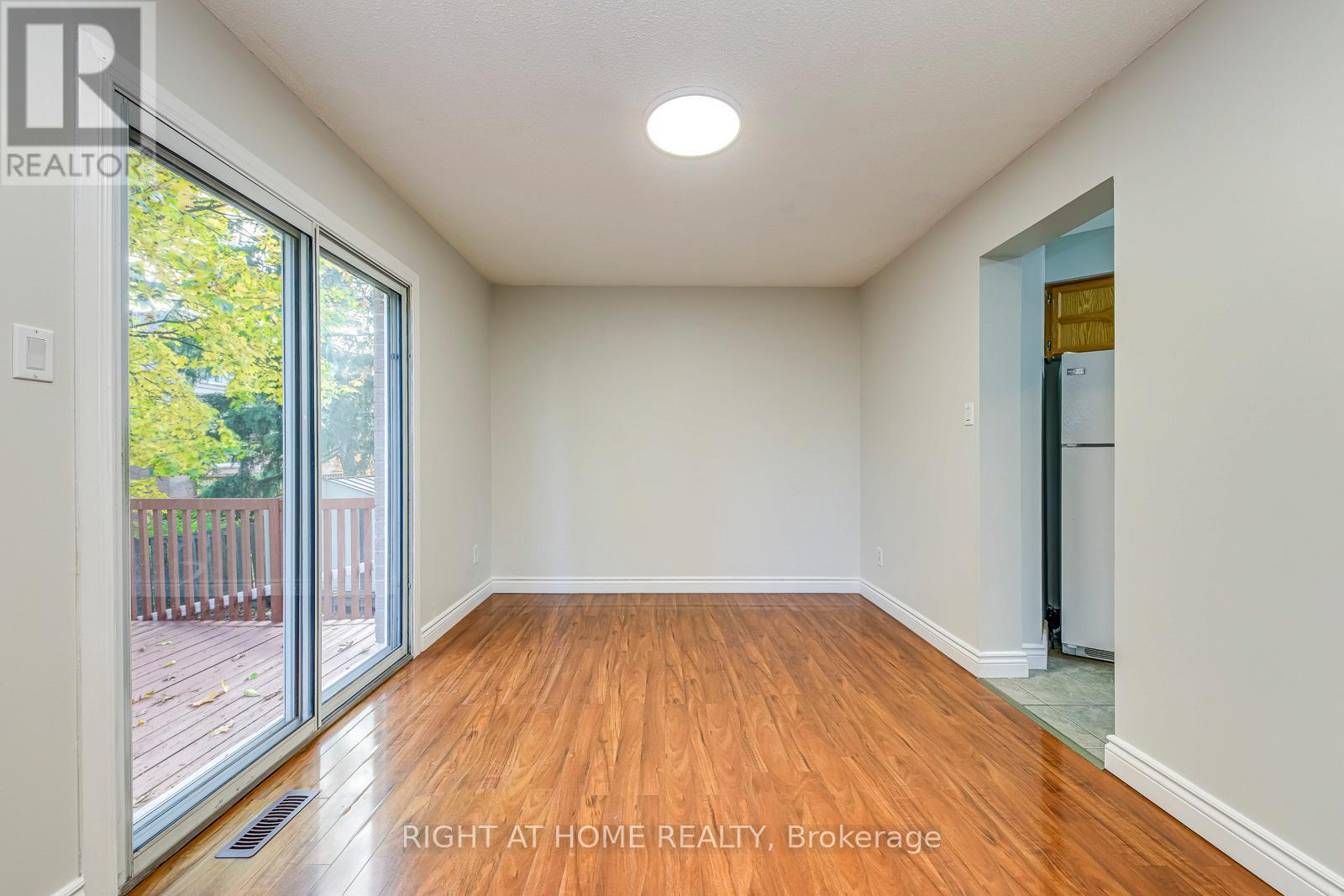 4190 Squire Court, Mississauga, Ontario  L5B 2Y3 - Photo 13 - W12514884