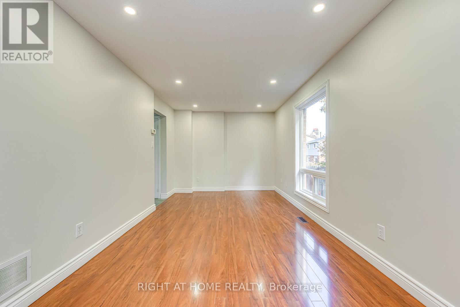 4190 Squire Court, Mississauga, Ontario  L5B 2Y3 - Photo 15 - W12514884