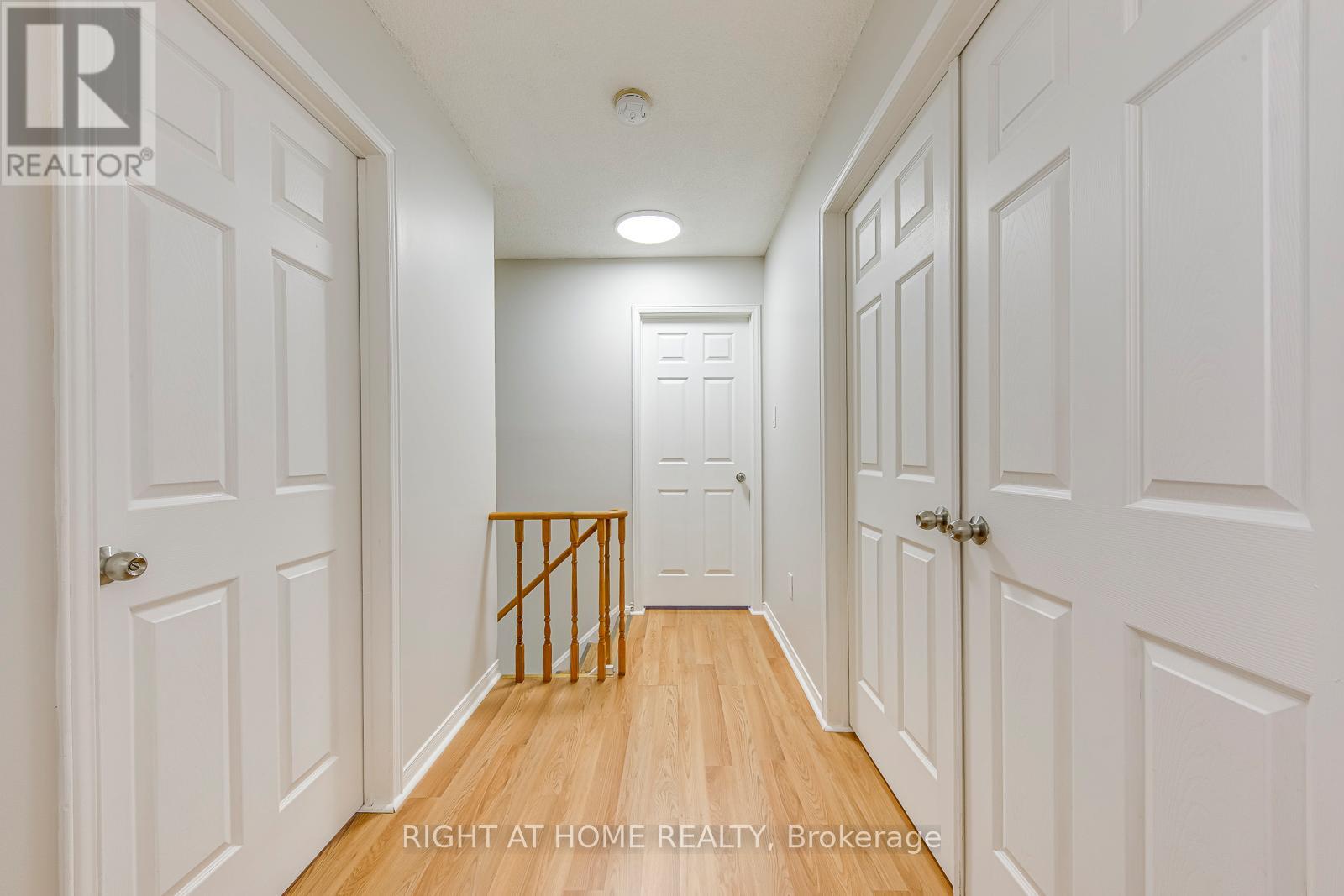 4190 Squire Court, Mississauga, Ontario  L5B 2Y3 - Photo 19 - W12514884