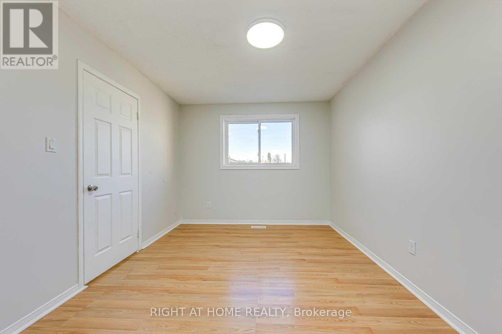 4190 Squire Court, Mississauga, Ontario  L5B 2Y3 - Photo 26 - W12514884