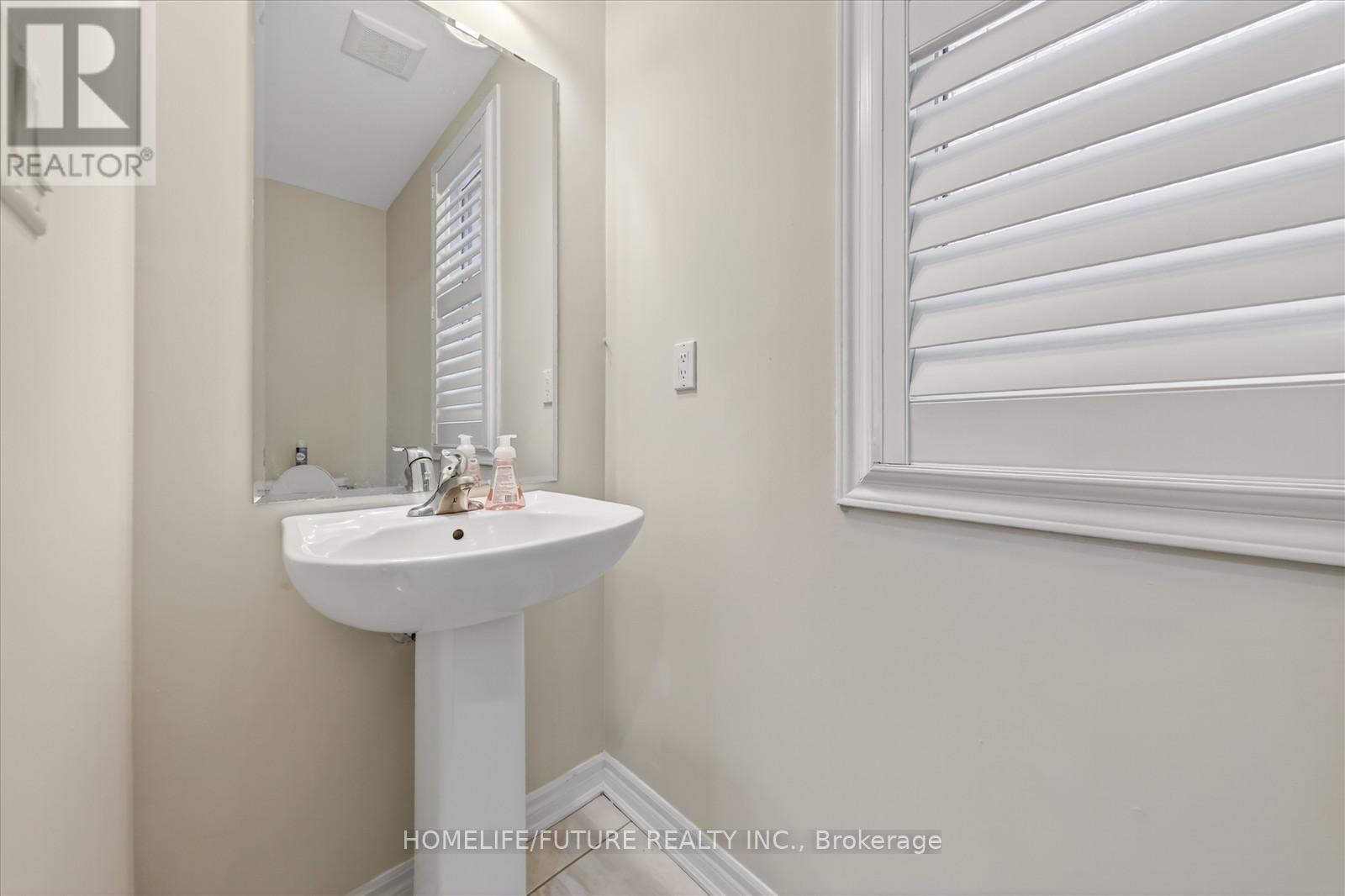 1010 Dashwood Court, Pickering, Ontario L1V 2P8 - Photo 19 - E12513666