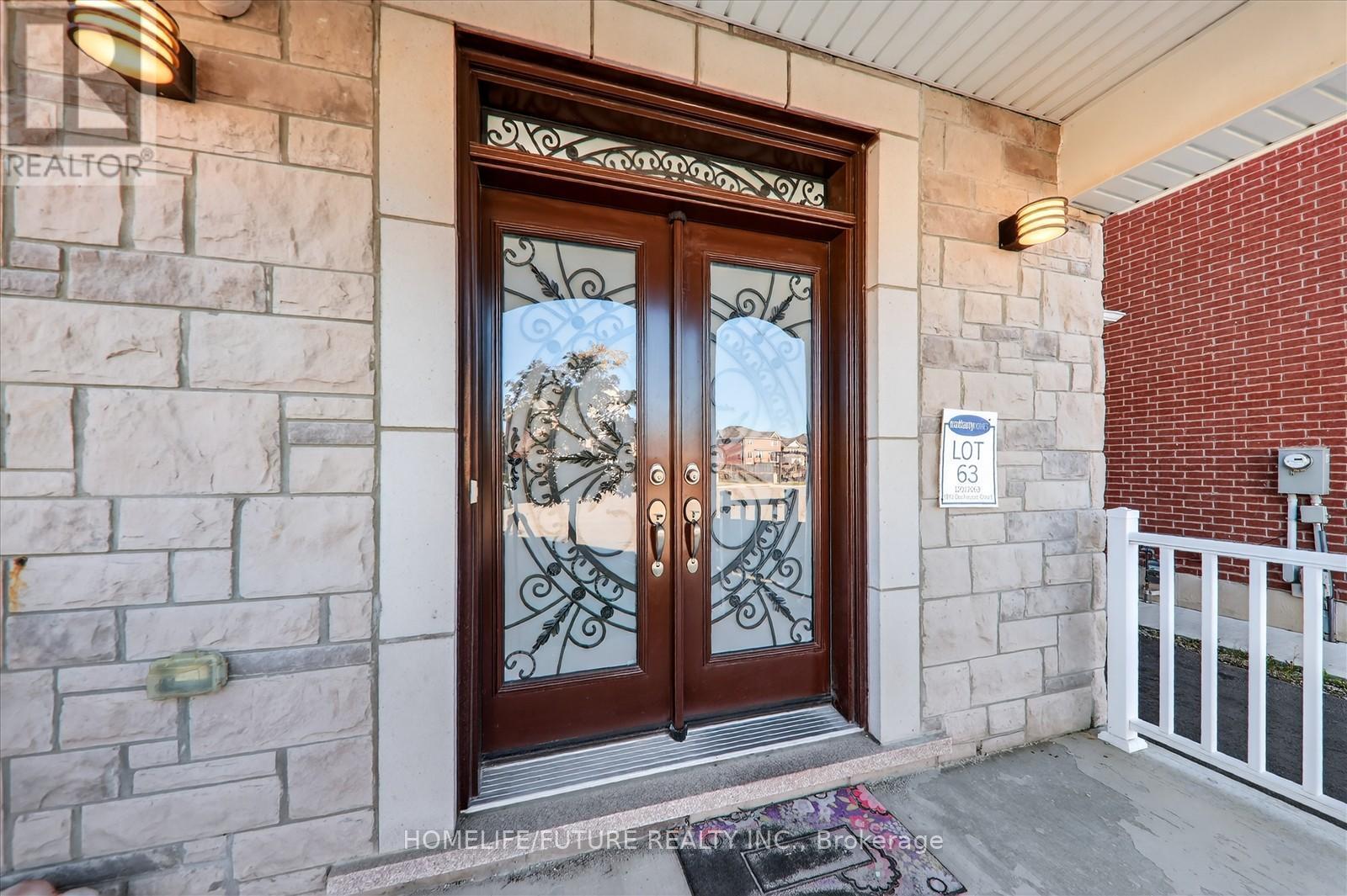 1010 Dashwood Court, Pickering, Ontario L1V 2P8 - Photo 3 - E12513666