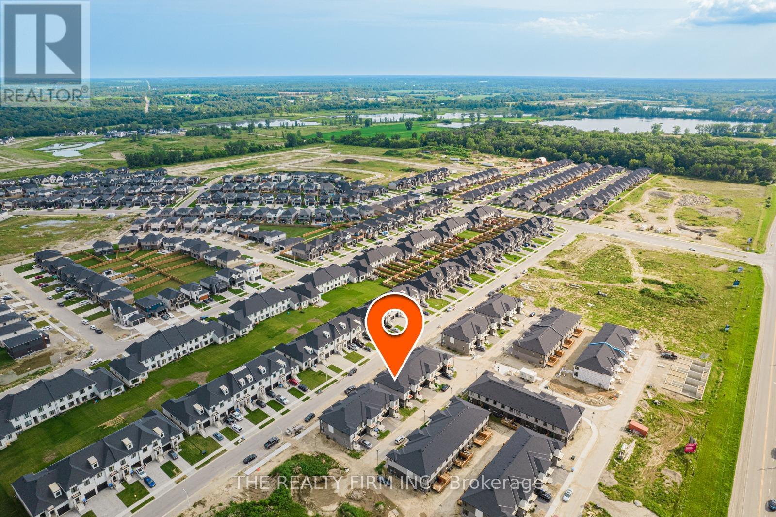 139 - 175 Doan Drive, Middlesex Centre, Ontario  N0L 1R0 - Photo 2 - X12508900