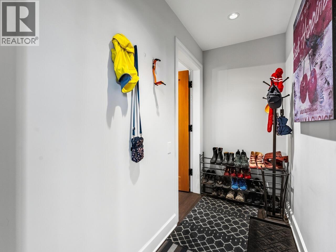 100 656 W 13th Avenue, Vancouver, British Columbia V5Z 1N9 - Photo 10 - R3065231