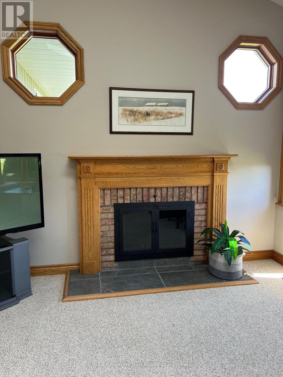 2332 Centre Line, Clearview, Ontario  L0M 1G0 - Photo 24 - S12514934