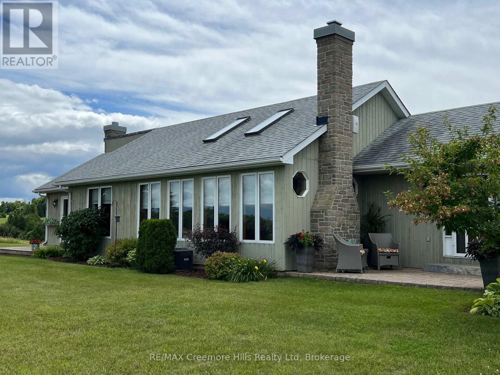 2332 Centre Line, Clearview, Ontario  L0M 1G0 - Photo 6 - S12514934