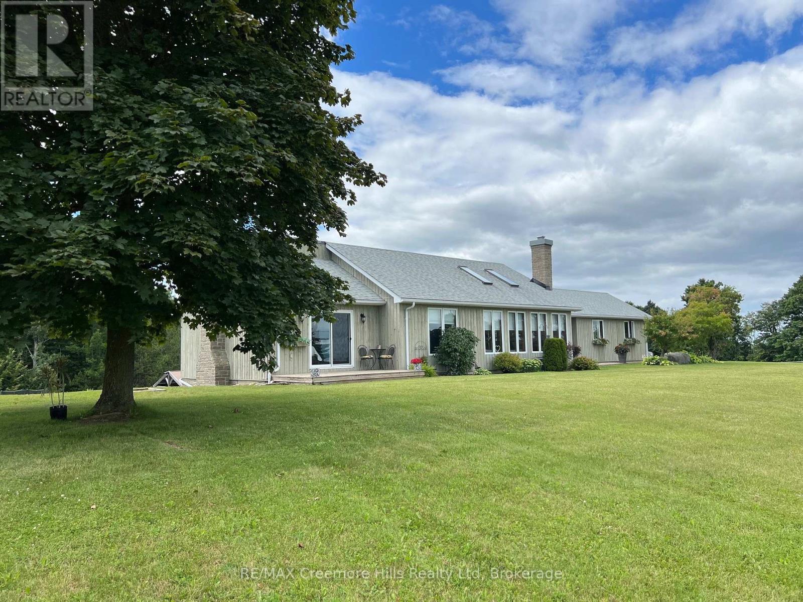 2332 Centre Line, Clearview, Ontario  L0M 1G0 - Photo 9 - S12514934