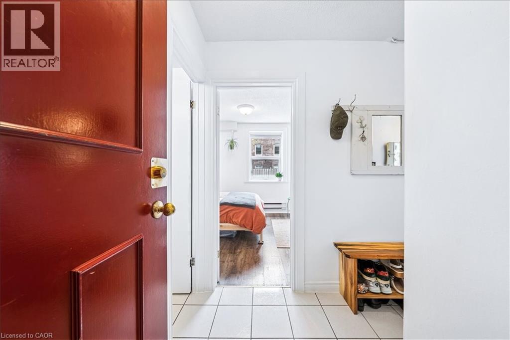 114 Vaughan Road Unit# 103, Toronto, Ontario  M6C 2M1 - Photo 4 - 40778313