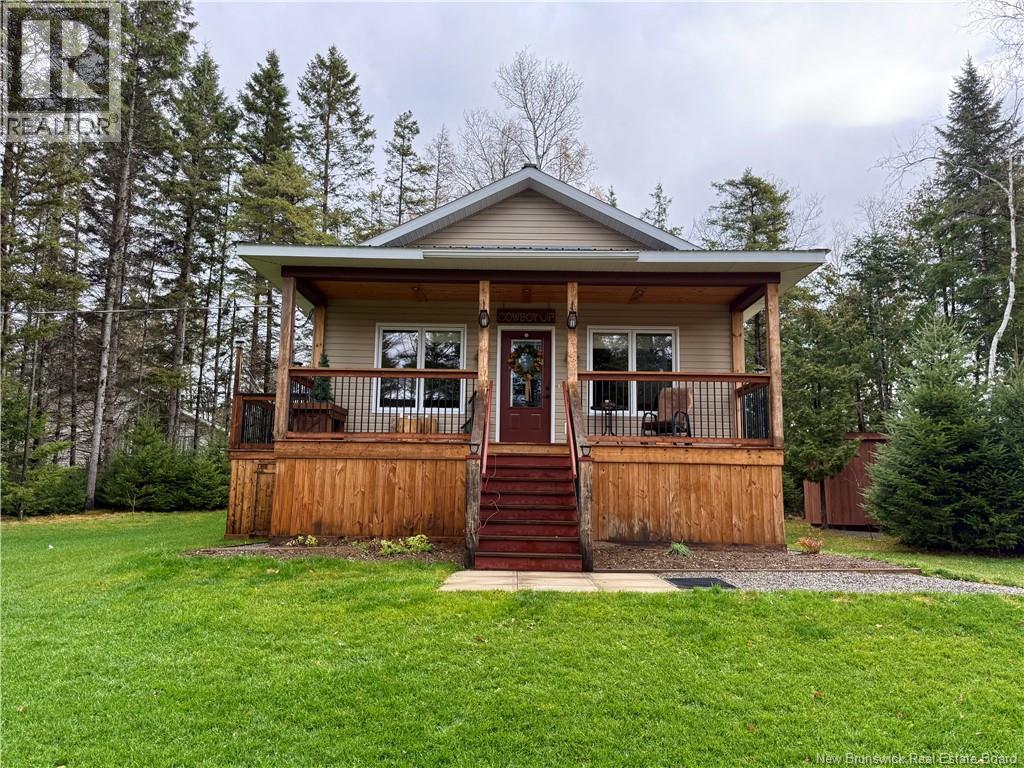 101 Coombes Road, Grand-Sault/grand Falls, New Brunswick  E7E 2P8 - Photo 1 - NB129655