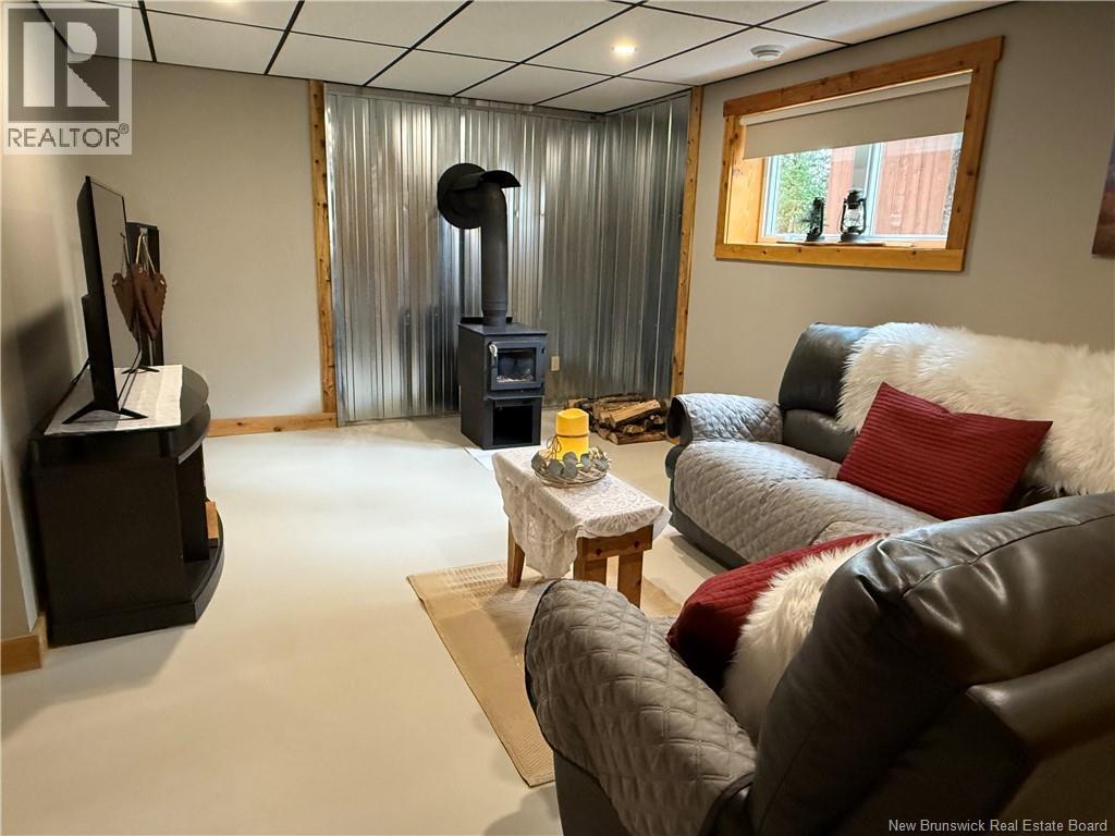 101 Coombes Road, Grand-Sault/grand Falls, New Brunswick  E7E 2P8 - Photo 32 - NB129655