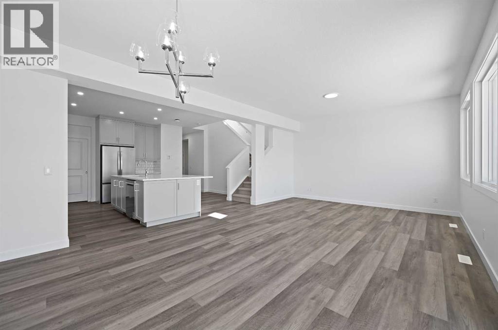 63 Corner Glen Common Ne, Calgary, Alberta  T3N 2L9 - Photo 4 - A2252602