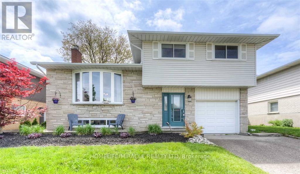 34 HUDSON CRESCENT, Kitchener, Ontario