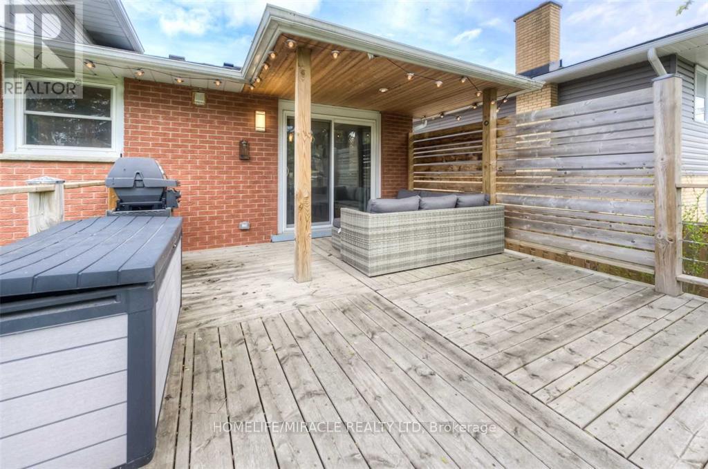 34 Hudson Crescent, Kitchener, Ontario  N2B 2V8 - Photo 14 - X12514784