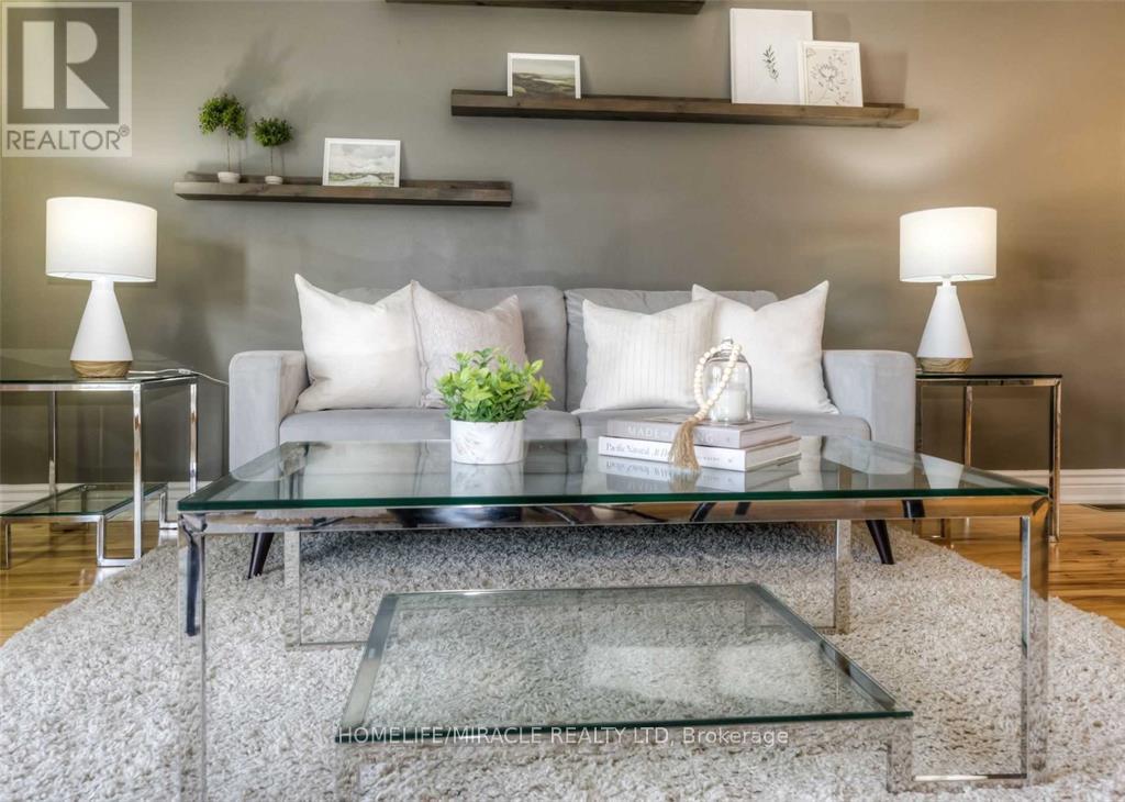 34 Hudson Crescent, Kitchener, Ontario  N2B 2V8 - Photo 4 - X12514784