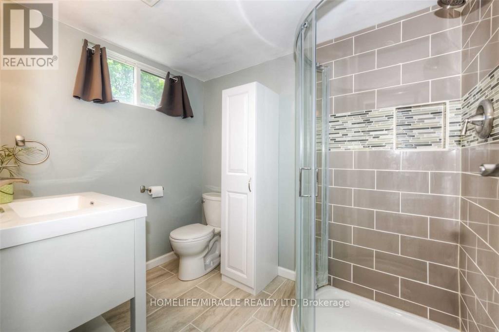 34 Hudson Crescent, Kitchener, Ontario  N2B 2V8 - Photo 6 - X12514784