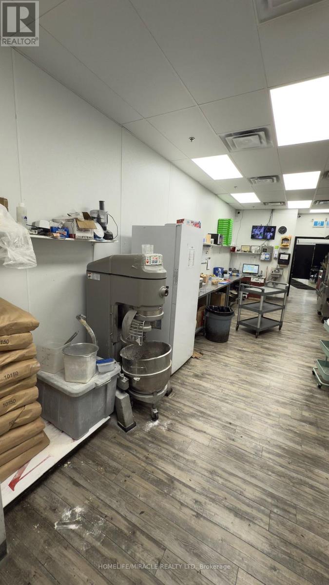 110a - 545 Hespeler Road, Cambridge, Ontario  N1R 6J2 - Photo 14 - X12514790