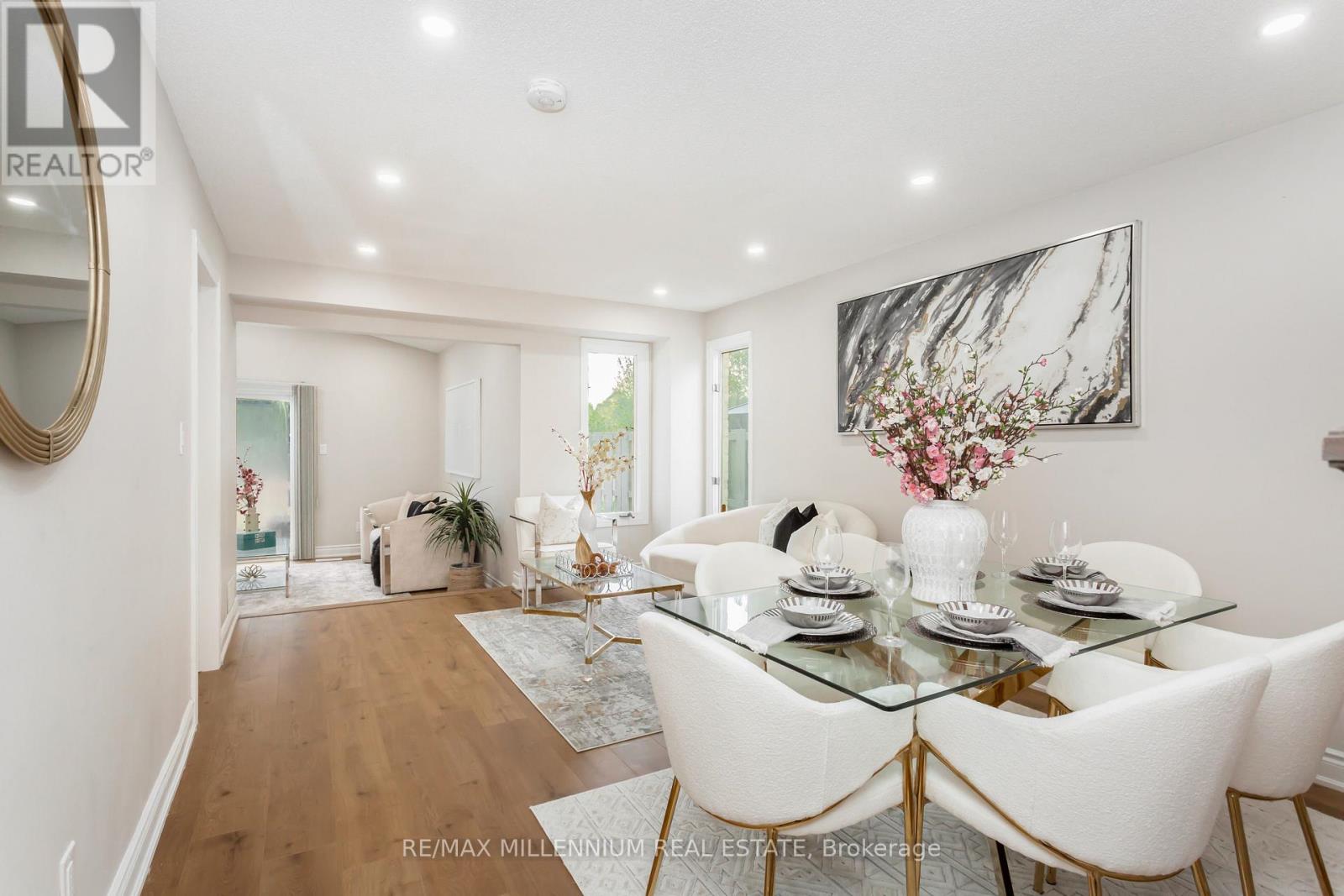 Upper - 61 Mistywood Drive, Hamilton, Ontario  L8J 2N7 - Photo 14 - X12514794