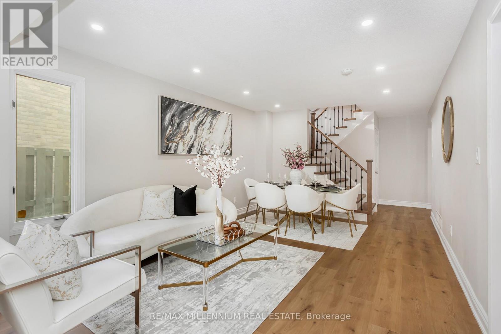 Upper - 61 Mistywood Drive, Hamilton, Ontario  L8J 2N7 - Photo 16 - X12514794