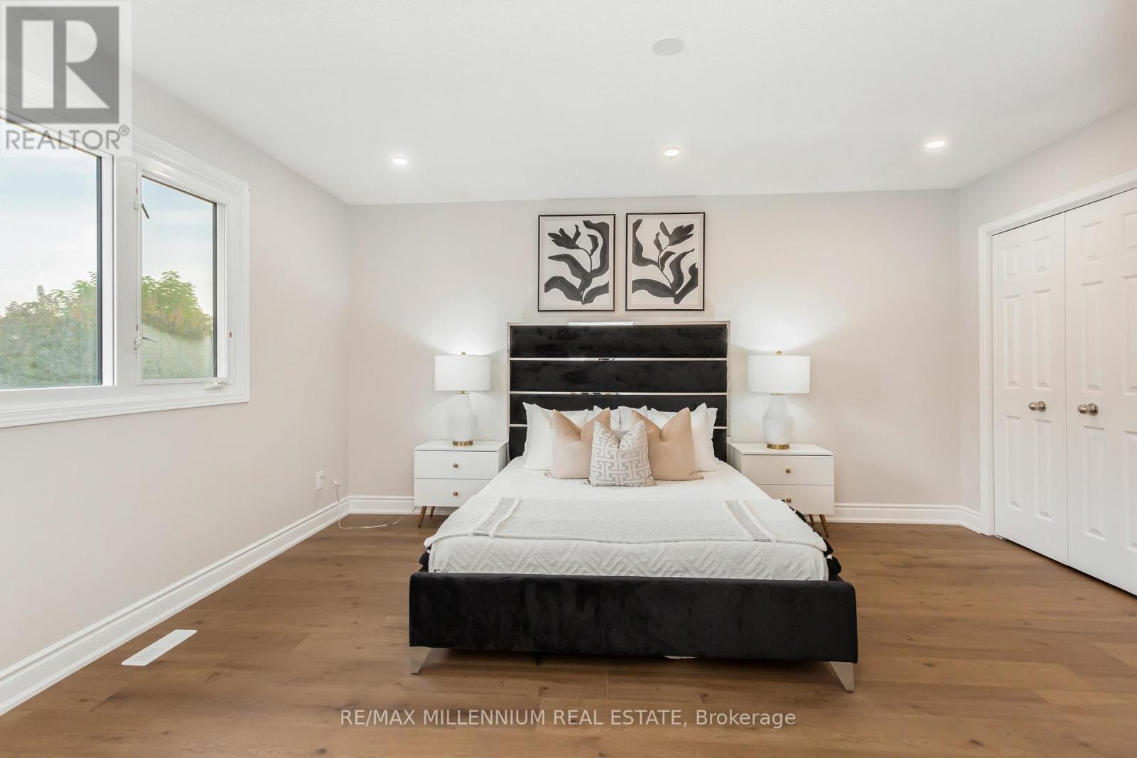 Upper - 61 Mistywood Drive, Hamilton, Ontario  L8J 2N7 - Photo 33 - X12514794